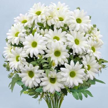 Imagem de BRIGEA 6 pacotes de flores artificiais para atividades ao ar livre resistentes a UV flores falsas margaridas falsas de seda para varanda, pátio, jardim, decoração de mesa de cozinha (branca)