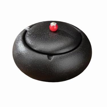Imagem de Cinzeiros de mesa de cerâmica cinzeiro vintage de mesa com tampa retro clássico estilo à prova de vento redondo para fumar para uso doméstico escritório ornamentos (tamanho: Black B)