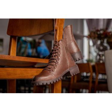 Imagem de Bota Alicia Em Couro Graxo Cafe Com Sola de Borracha Cafe - Simprona, 