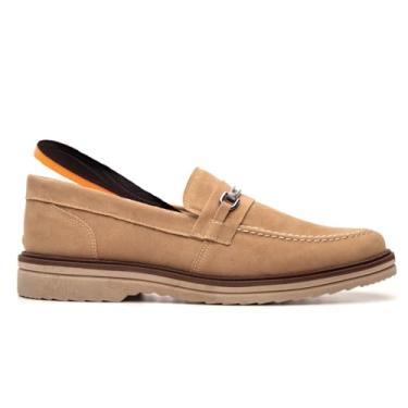 Imagem de Sapato Masculino Loafer Mocassim em Couro Nobuck com Fivela Estilo Camurça Aveludado Sport Fino Ideal para Eventos Sociais Trabalho e Lazer Calce Fácil Estilo Oxford Derby (Areia, BR, Adulto, Numérico, 38)