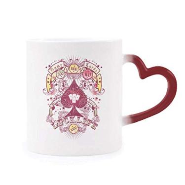 Imagem de Caneca com estampa de cartas de jogo sensível ao calor com estampa de utensílios de jogos, copo de grés que muda de cor vermelha