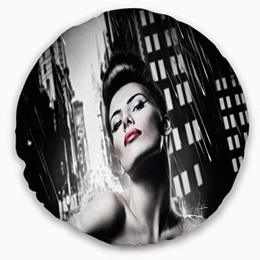 Imagem de Retrato feminino morena lábios vermelhos da Designart sala de estar, sofá, almofada de alta qualidade + capa de almofada impressa em ambos os lados 40 cm