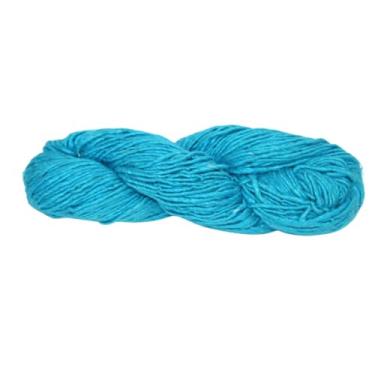 Imagem de Knitsilk Tops Yarn-Mulberry Silk Roving Yarn em tons de azul | Gravata e matriz | Seda pura cardada de 225 jardas (pacote com 1) (100 gramas)