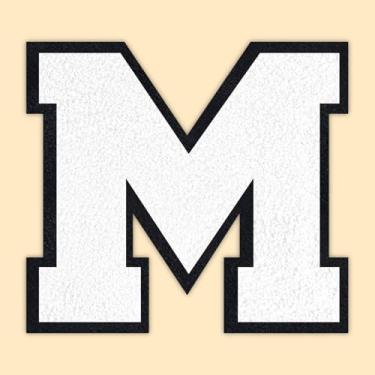 Imagem de QianSiLi Adesivos de letras universitárias de chenille branco de 11 cm, letras grandes para jaquetas Letterman, moletons com capuz, mochilas, coletes, roupas, adesivos individuais da letra M