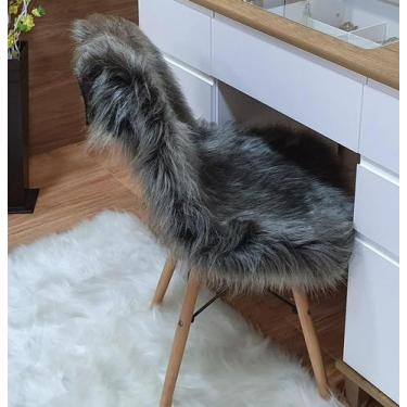 Imagem de Manta em Pelúcia Pelo Alto Luxo para Decoração, Fotos 80 X 50 - S DECO