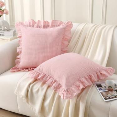 Imagem de Silnuo Capas de almofada xadrez rosa/branco com babados, casa de fazenda, xadrez, guingão, 61 cm x 61 cm, vintage, de algodão lavado para sofá, cama e sala de estar