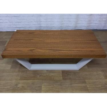 Imagem de Mesa de Centro Tampo Imbuia e Base Branca - Via Decor