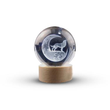 Imagem de Luminária Abajur Globo Vidro Lobo LED USB Enfeite Decorativo Esfera Vidro de 3D Base de Madeira