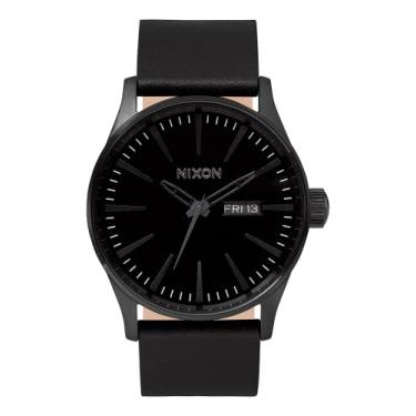 Imagem de Nixon Relógio masculino A105 Sentry 42 mm de couro de aço inoxidável com movimento de quartzo, Preto, One Size, Couro The Sentry
