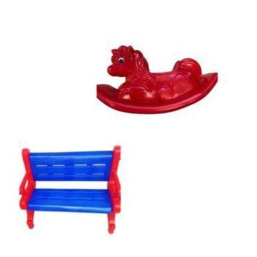 Imagem de Playground com Banco Plástico e Unicórnio  Diversão Garantida para Cri