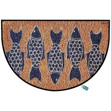 Imagem de Creative Co-Op Tapete de porta meio redondo com estampa de peixe natural capacho externo para entrada tapetes de cozinha engraçados, tapetes de decoração 45 x 76 cm
