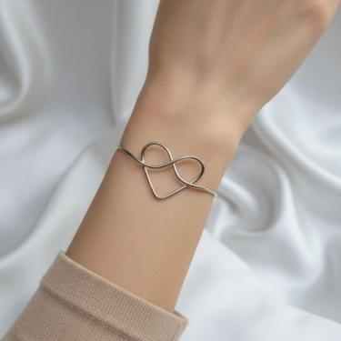 Imagem de Bracelete em Aço Inox Coração - AMME & CO. BRASIL