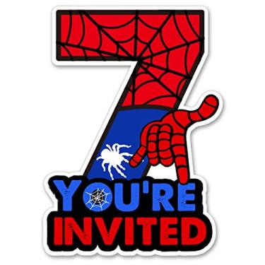 Imagem de Convites para festa de aniversário de 7 anos de super-herói fofo super-herói 7 anos de idade em forma de aniversário convites de preenchimento com envelopes, conjunto de 20