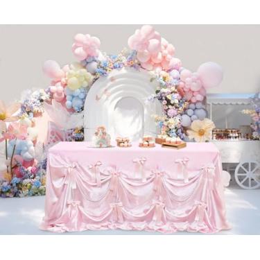 Imagem de LJIE-House Toalha de mesa de cetim rosa – Toalha de mesa quadrada para chás de bebê 229 x 335 cm, decoração de mesa elegante para aniversários, festas temáticas, 1 pacote