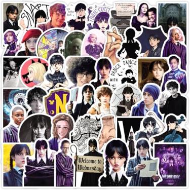 Imagem de 50 peças de adesivos de filme de quarta-feira, decalques de vinil à prova d'água para adultos, adolescentes, laptop, guitarra, bagagem, garrafas de água, caderno, diário, skate (rosa)