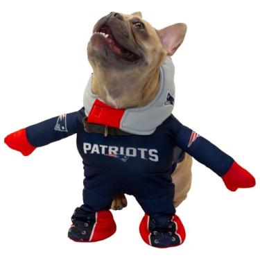 Imagem de Fantasia de cachorro de corrida NFL New England Patriots oficialmente licenciada pela MODERN HERO inclui conjunto de 2 peças - body e chapéu, tamanho G