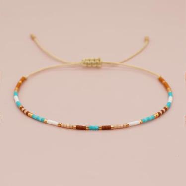 Imagem de Pulseira ajustável com contas coloridas delicadas de pérolas para mulheres, contas de semente de arco-íris boho feitas à mão, presente de joias Tredeny., Medium, Latão, Sem Pedra Preciosa