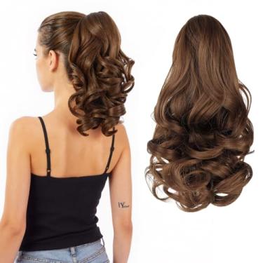 Imagem de HEWEICSY Extensão de rabo de cavalo, rabo de cavalo com clipe para mulheres, clipe de garra de 30 cm em extensão de cabelo de pônei ondulado curto encaracolado para mulheres - marrom dourado claro