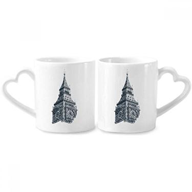 Imagem de Conjunto de canecas de porcelana para casais, esboço de ponto de referência da Torre do Sino com alça de coração