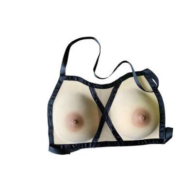 Imagem de Fantasia Peitos Realista Com Lingerie De Látex Na Cor Bege