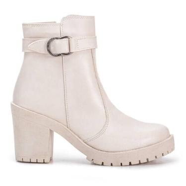 Imagem de Coturno Feminino Tratorado Salto Alto e Cano Curto Estiloso com Fivela