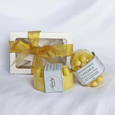 Imagem de Kit Presente com 2 Sabonetes Hidratantes e Calmante de Camomila - 80g cada + Caixa com Laço