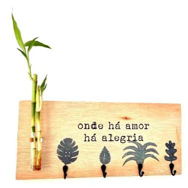 Imagem de Porta Chaves em Madeira com Bambu da Sorte (40cm) - Relaxar e Meditar,