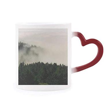 Imagem de Caneca sensível ao calor Mountain Fog Forest Cloud Sky cor vermelha muda de cor