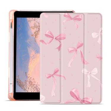 Imagem de AdorableWhimsy Capa com laço de fita rosa para iPad Pro 13 polegadas M4 (2024) 7ª geração com suporte para lápis, suporte de três dobras, couro rosa, estética feminina, hibernar/despertar automática