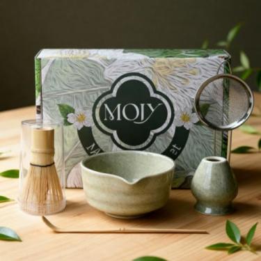 Imagem de MOIY Conjunto de batedor Matcha, conjunto matcha, chasen de bambu feito à mão e tigela de cerâmica, conjunto de 5 peças Matcha batedor e tigela com peneira de aço inoxidável, colher de bambu e suporte