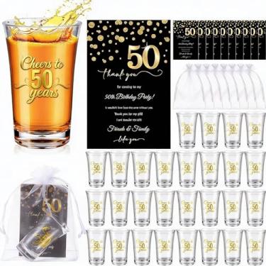 Imagem de FillTouch 50 conjuntos de lembrancinhas de festa de aniversário para convidados a granel, 40 g Cheers to 40/45/50/55/60/65 anos copos de plástico personalizados com cartões de agradecimento saco de