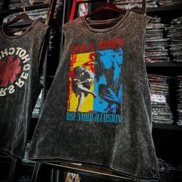 Imagem de Camiseta Regata Masculina Vintage Lavada Com Estampa De Banda De Rock 
