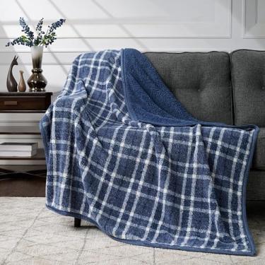 Imagem de CBCHome Cobertor de lã de ovelha reversível macio - Manta grossa fofa e aconchegante para sofá, presentes quentes para mulheres (xadrez azul, 127 x 152 cm)