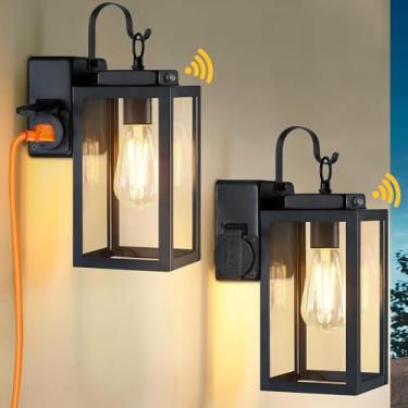 Imagem de VUAA Pacote Com 2 Luzes Modernas Para Varanda - Do Anoitecer Ao Amanhecer, Arandelas De Parede Externas À Prova D'Água Com Tomada Certificada Pela Ul, Luminárias Externas Para Porta Da Frente Da Cas