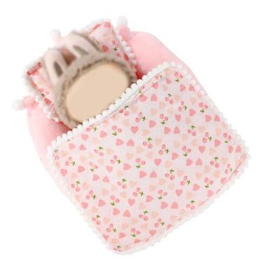 Imagem de Colchão de Cama Boneca Rosa com Edredom e Travesseiro, Cama em Miniatura Tecido Macio Estampa Cereja Móveis Fofos para Casa Bonecas Acessórios de Quarto Perfeitos para Bonecas e Colecionadores