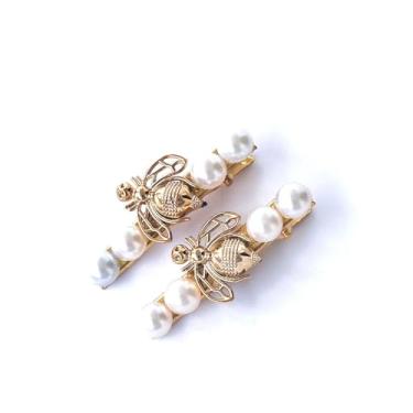 Imagem de 2 Unidades presilhas de cabelo bico de pato dourado Abelha e pérolas – Elegantes e Brilhantes para Festas, noiva, casamento e dia a dia - KR