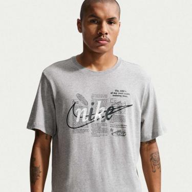 Imagem de Camiseta Nike Sportswear Celebrate Masculina-Masculino