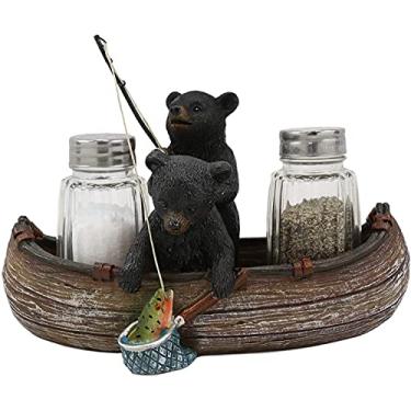 Imagem de Ebros Gift 17,78 cm de largura floresta rústica 2 irmãos ursos pretos robalo de pesca com rede e vara em canoa, vidro de barco, saleiro e pimenteiro, estátua de cozinha, sala de jantar, peça central estatueta