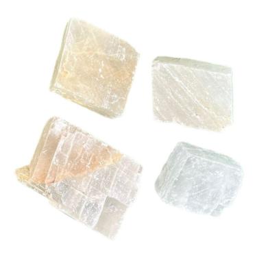 Imagem de Pedra Rolada Selenita Bruta  Pacote 200 gramas