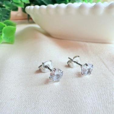 Imagem de Brinco Pedra Zircônia Redonda 5 mm  Aço Inox - Pistache Acessórios, Pr