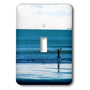 Imagem de 3dRose lsp_48392_1 Um surfista na praia Ohope na Nova Zelândia carregando sua prancha de surf e caminhando de volta com o interruptor de alternância de maré