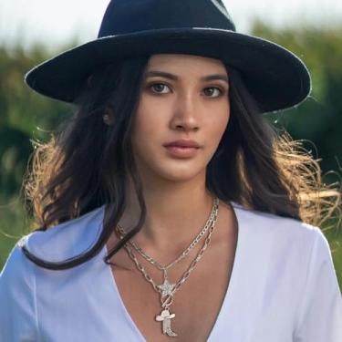 Imagem de Conjunto de 2 peças de colar de estrela de strass brilhante com pingente de bota de vaqueira ocidental para mulheres, gargantilha de corrente grossa, chapéu esmaltado de cowboy ocidental, joia de