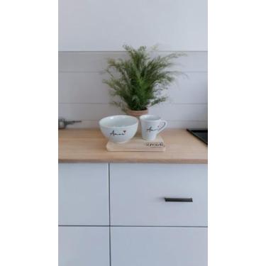 Imagem de kit cumbuca ,xicara em Porcelana branca e base em madeira Pinus elegân