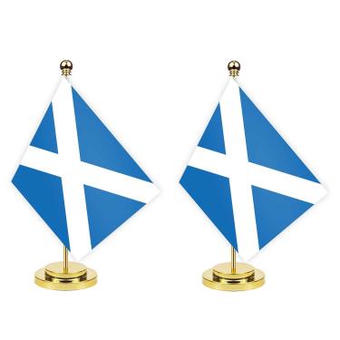 Imagem de MacLand 2 peças bandeira de mesa da Escócia, faixa interna escocesa pequena de 30 cm de altura, decoração de impressão pequena para mesa de escritório e casa