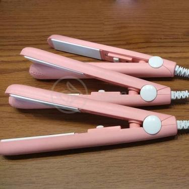 Imagem de Mini Chapinha Prancha Portátil Bolsa para Cabelo 17CM Placas Cerâmica 160 graus  Rosa B...