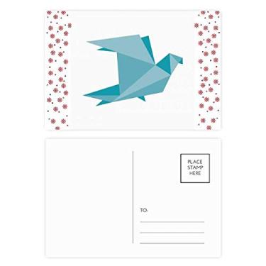 Imagem de Cartão postal de Natal com estampa abstrata de pombo de origami verde