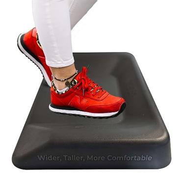 Imagem de Tapete de mesa ativo não plano com bola de massagem, tapete grande antifadiga para cozinha, escritório, casa ou garagem, suporte ergonômico para estações de trabalho sentadas