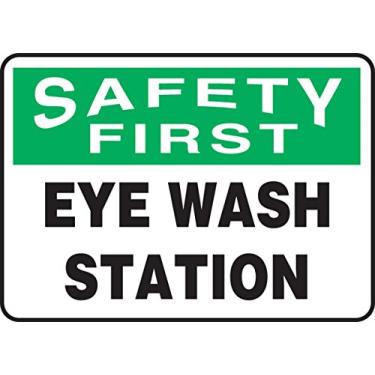 Imagem de Accuform MFSD981XT Placa Dura-Plástica, Legend "Safety First Eye Wash Station", 17,8 cm de comprimento x 25,4 cm de largura x 0,2 cm de espessura, verde/preto em branco, 17,8 cm de altura, 25,4 cm de