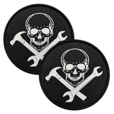 Imagem de Conjunto de 2 peças de chave de crânio, ferramenta de martelo e remendo de chave inglesa, remendo humorístico mecânico, emblema bordado de gancho e laço para mochila, colete, uniforme, casacos