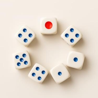 Imagem de Jogo de Dados Premium, 6 Peças, Dados Clássicos Brancos com Pontos Azuis e Vermelhos, 16mm, Acrílico Resistente, para Jogos de Tabuleiro, RPG e Educativos, MA-1115